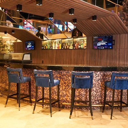 Waymore Hotel Spa & Casino Panama Stadt Exterior foto