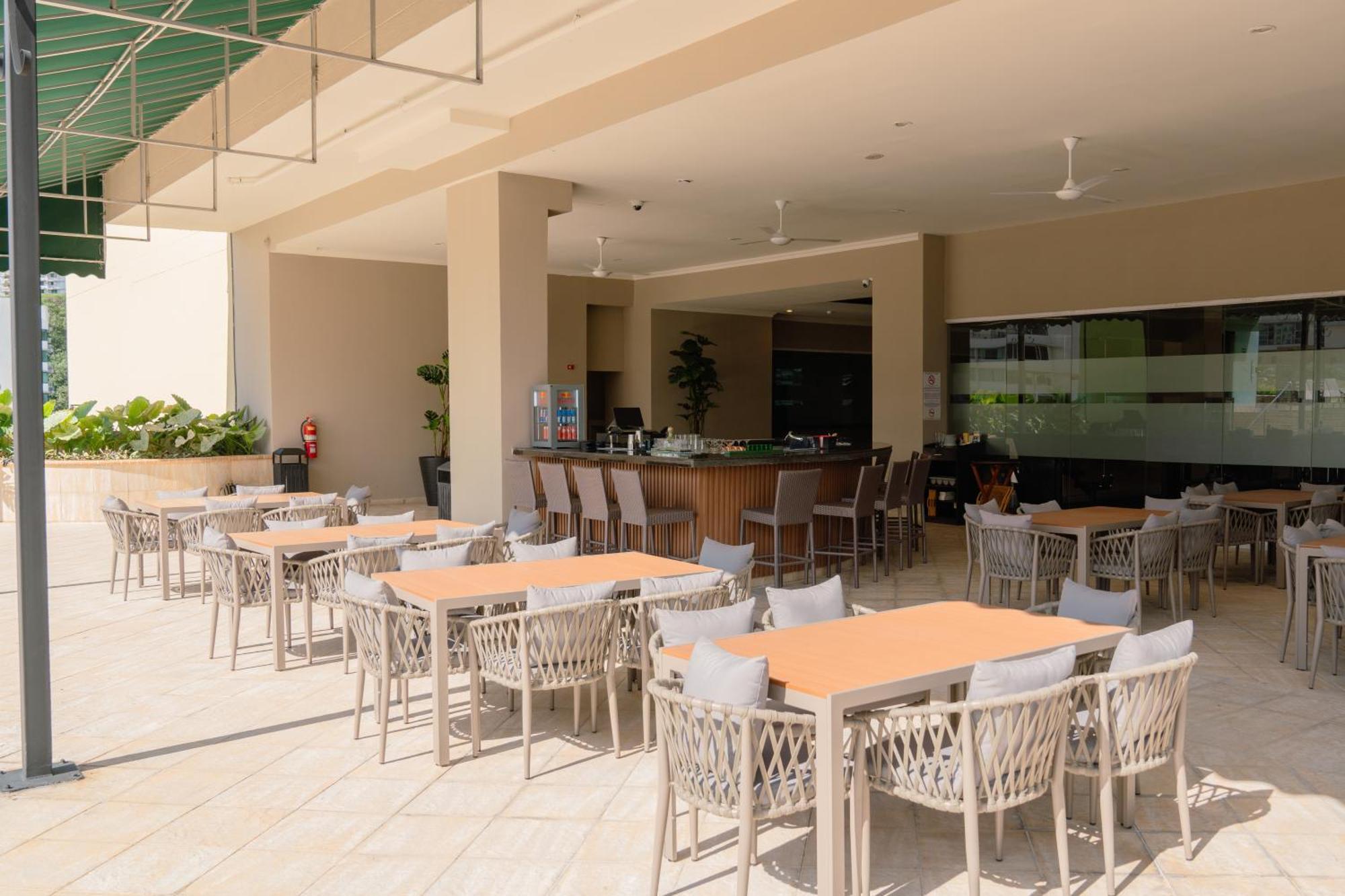 Waymore Hotel Spa & Casino Panama Stadt Exterior foto